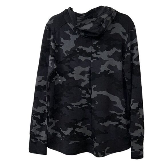 Athletic Works Camouflage lightweight
Hoodie(Size Medium) - Picture 3 of 5